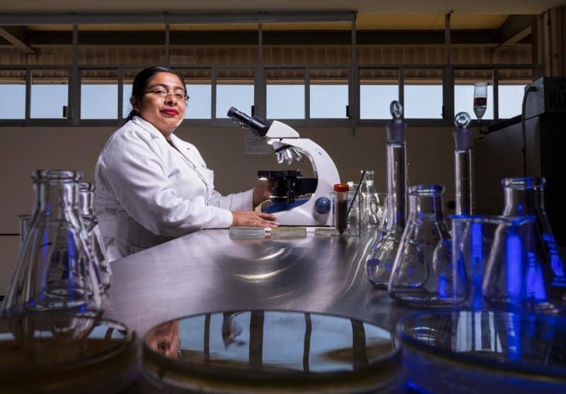 Gobierno del Estado de México becará a profesionistas para realizar estudios de posgrado en el extranjero