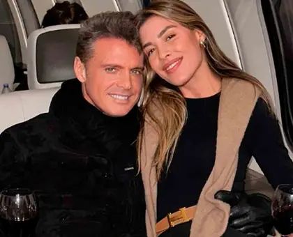 Michelle Salas sube por primera vez foto con Luis Miguel