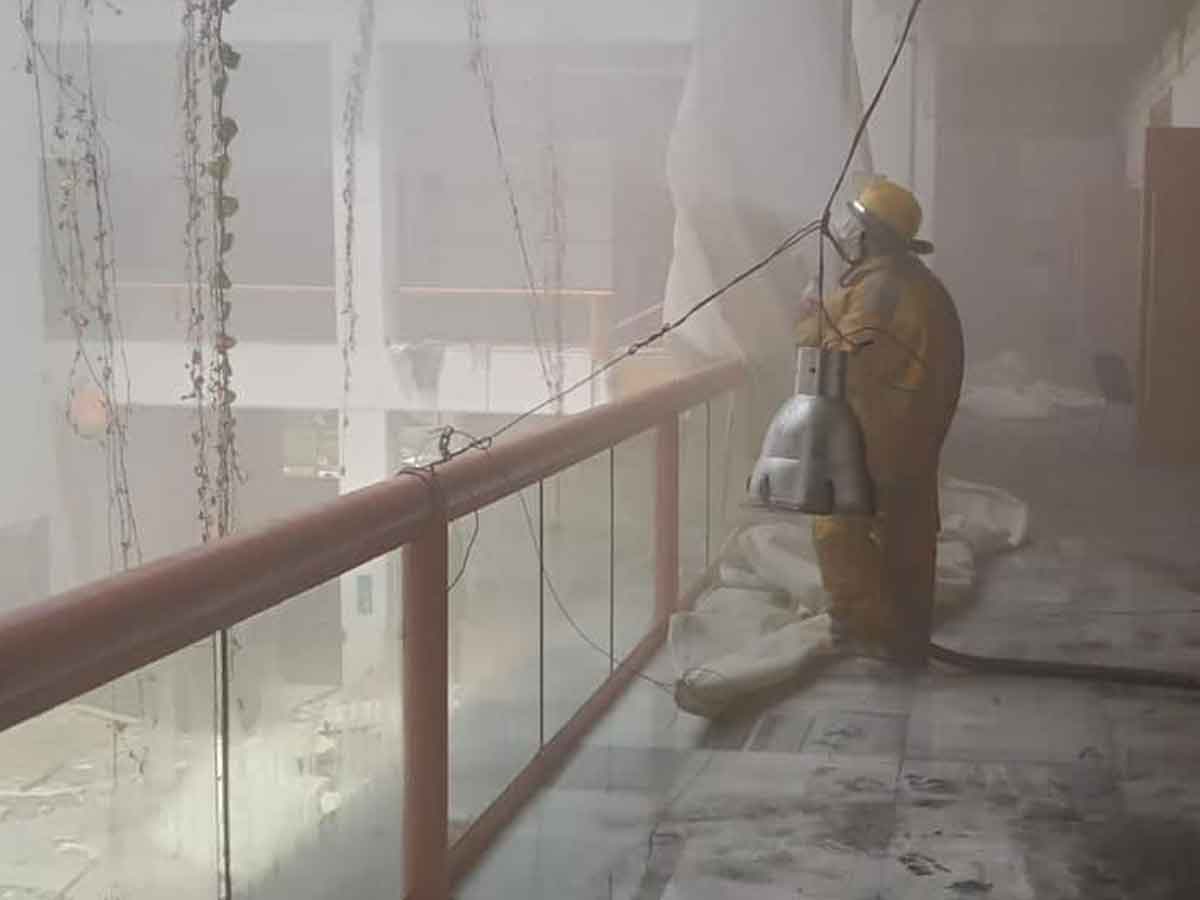 Incendio en Centro de Convenciones Copacabana en Acapulco