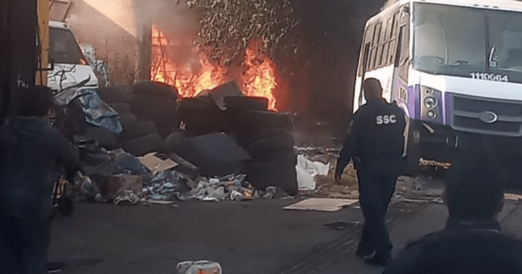 Helicóptero se estrella en Coyoacán: tres fallecidos