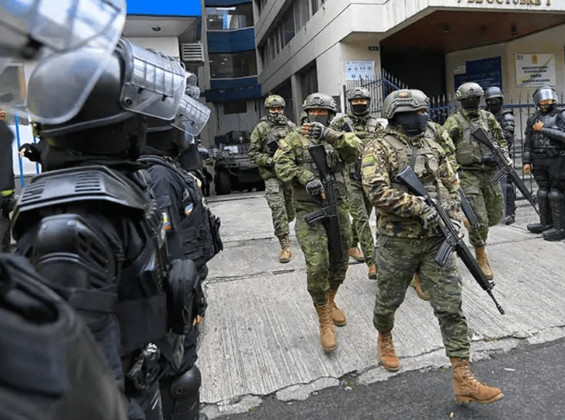 UE condena el asalto a embajada de México en Ecuador