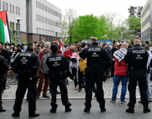 Detienen en Alemania a 4 menores acusados de planear un atentado terrorista