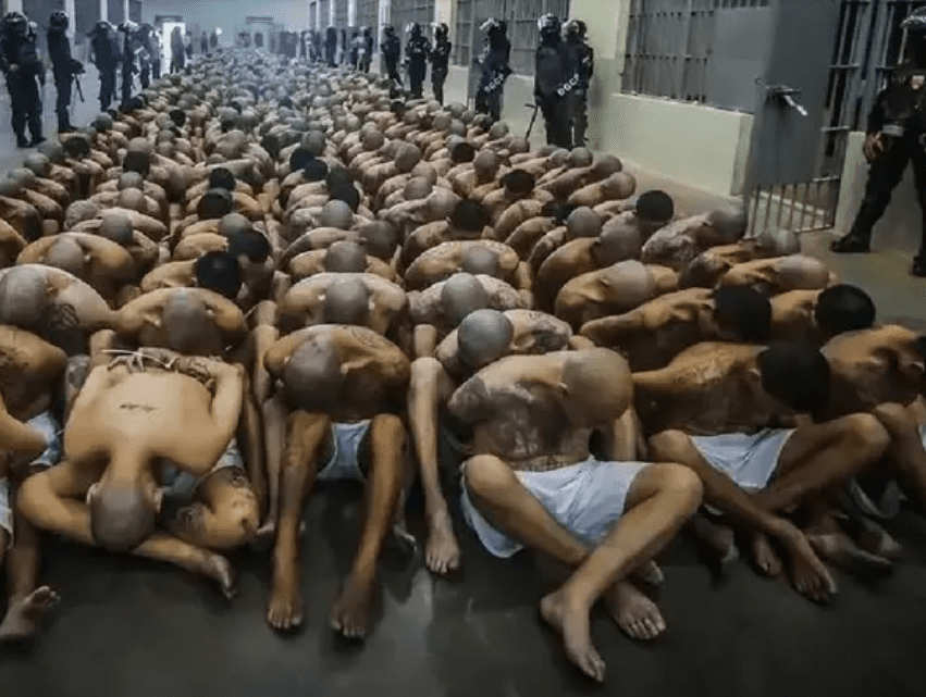 Condenas de hasta 120 años de prisión a pandilleros en El Salvador