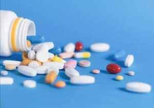 Cofepris actualiza lista de distribuidores ilegales de medicamentos