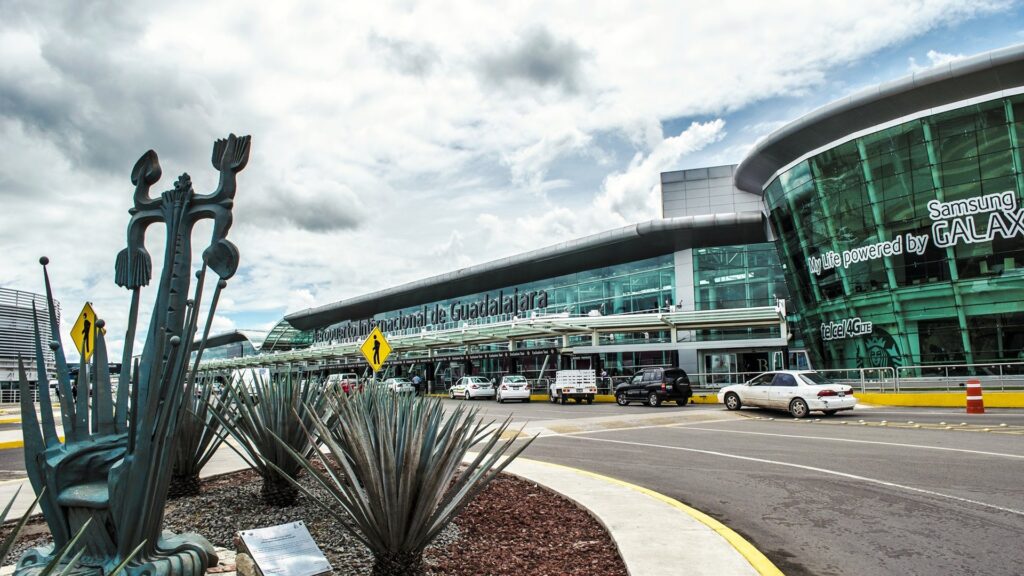 Refuerza Jalisco su conectividad aérea con Canadá; suma un nuevo vuelo a Toronto