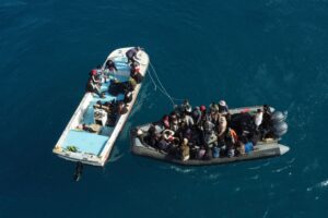Encuentran muertos a 20 presuntos migrantes haitianos en un bote en Brasil