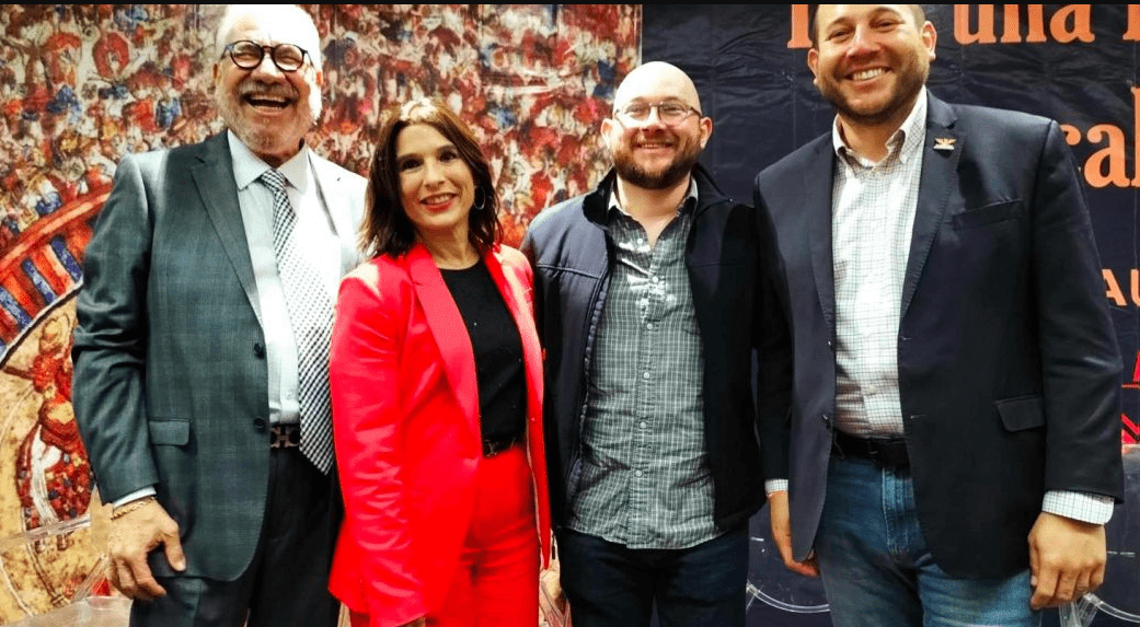 Presenta Carlos Mora su libro “Por una fiesta que acallan: Coros Taurinos”