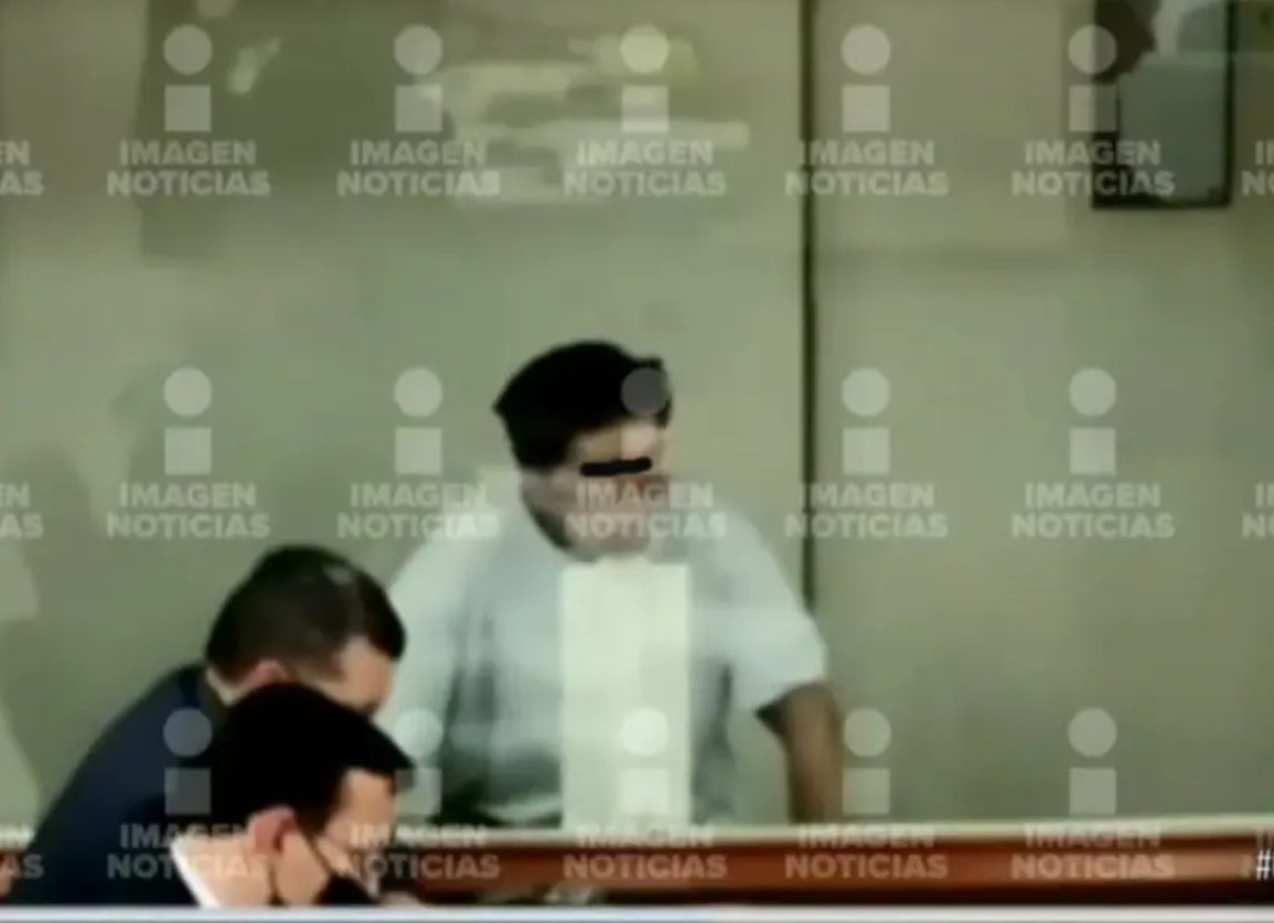 Fofo Márquez llora en audiencia: ‘Me puedo hincar para que las mujeres me pateen’