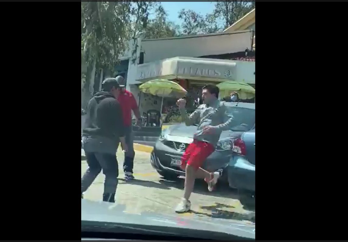 Afirman que Fofo Márquez golpeó a una mujer en Naucalpan y escapó