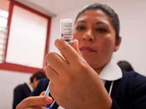 OPS insta a intensificar vacunación contra sarampión