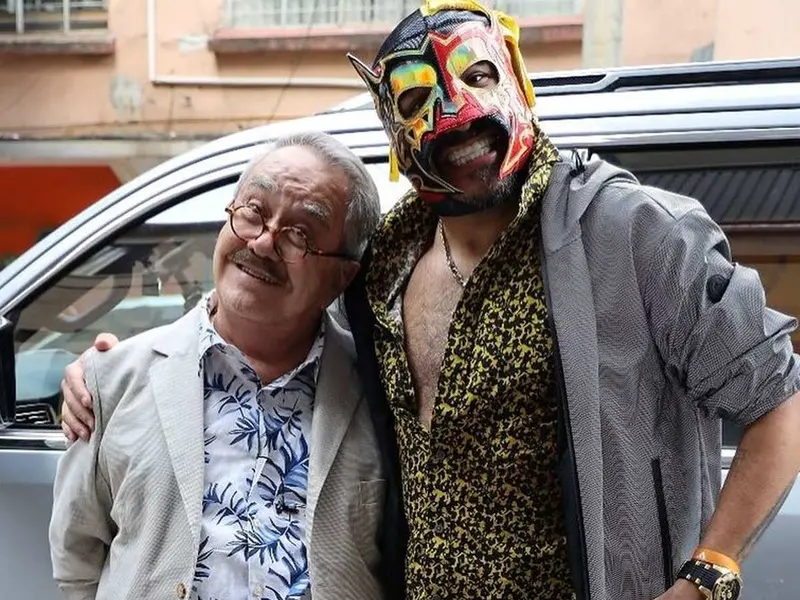 Confrontación entre El Escorpión Dorado y Pedro Sola