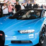 Canelo Álvarez Impacta al llegar a Las Vegas en su Bugatti “Pitufo”