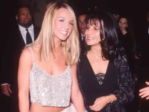 Tras incidente en hotel, la madre de Britney Spears acude a ayudarla