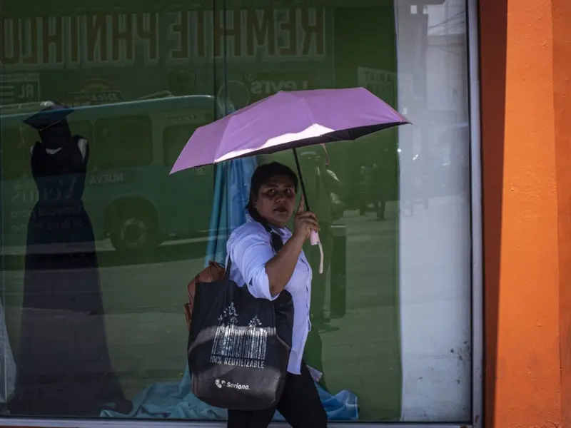 Ola de Calor da temperaturas de 42 Grados a Nuevo León