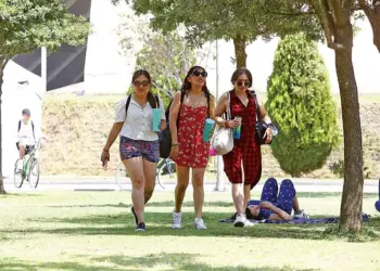 Calor se intensifica en Azcapotzalco