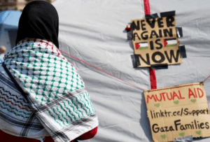 Estudiantes levantan campamentos por-Palestina en Oxford y Cambridge
