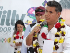 Ser candidato es estar en riesgo a cada minuto:  Willy Ochoa