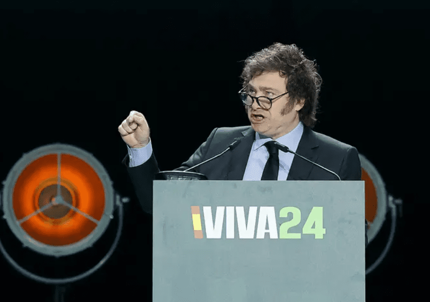 Gobierno de España exige disculpas a Javier Milei