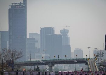 Doble Hoy No Circula para jueves 23 de mayo