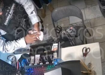 Atrapan a un guardia nacional robando en León