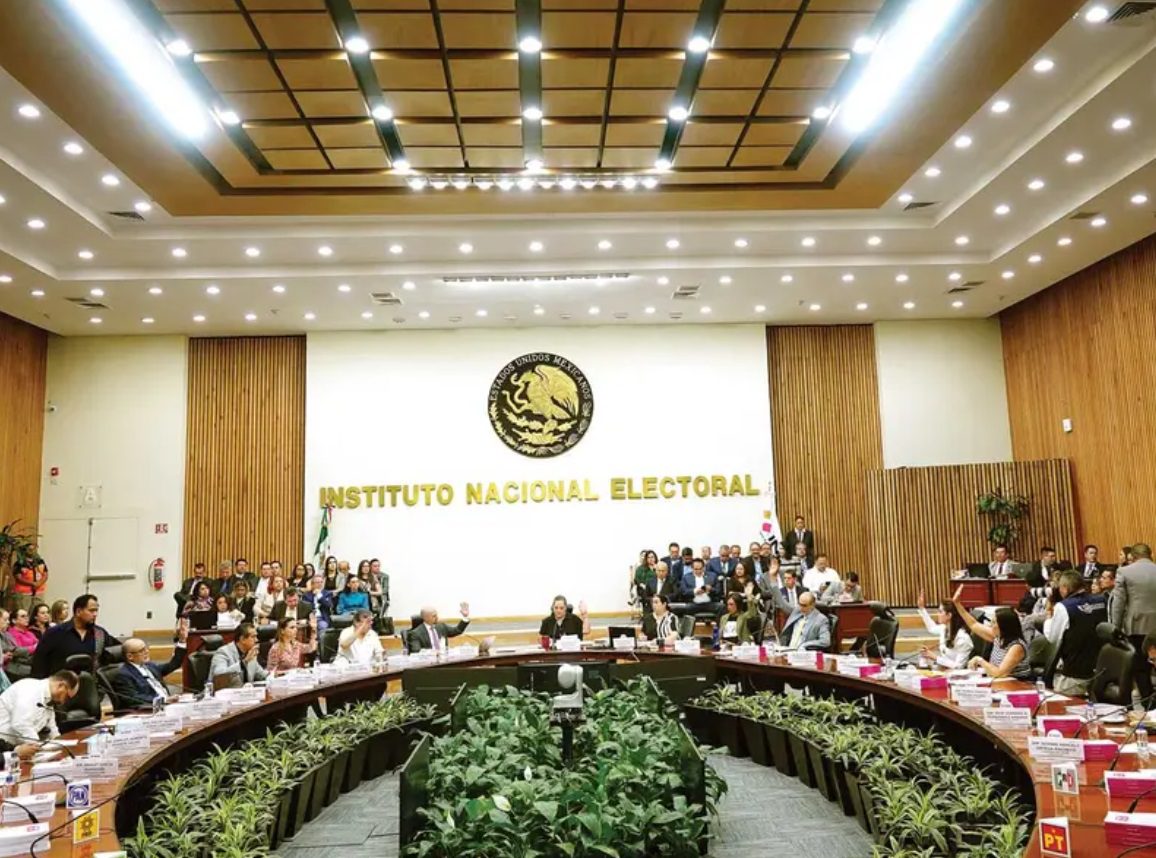 El INE asegura el derecho al voto al rescatar elecciones en tres estados