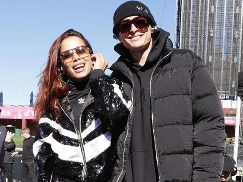 Peso Pluma y Anitta viajan juntos; rumores de romance crecen
