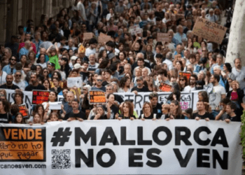 Marcha contra turismo desbordante en Mallorca