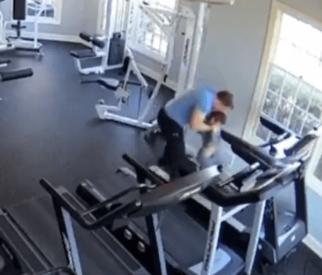 Niño fallece tras ser obligado a correr en exceso por su padre