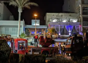 Se derrumba restaurante; deja 4 muertos y más de 20 heridos