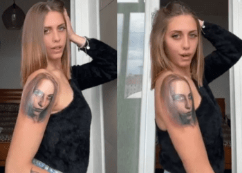 Mujer se tatúa su propia cara en un brazo