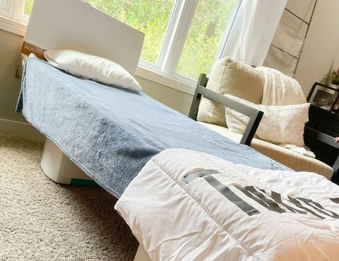 En París quieren reducir la “pasión” con camas “antisexo”