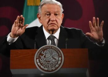 AMLO informa que entre los 9 muertos por la caída del escenario en NL hay un menor
