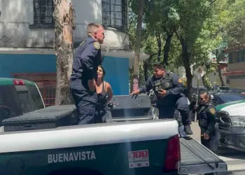 Delincuente es abatido tras intentar asaltar a un transeúnte en la CDMX