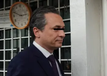 Emilio Lozoya busca recuperar su lujosa residencia en Lomas de Bezares