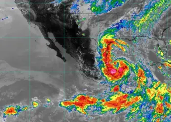 Tormenta 'Alberto' está a 210 km de Cabo Rojo, Veracruz