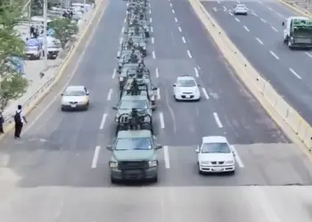 Tras ola de inseguridad, decenas de militares llegan al puerto de Acapulco