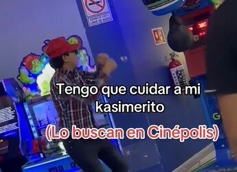 Joven rompe pared en Cinépolis al usar juego de fuerza