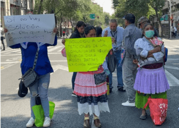 Mazahuas bloquean avenidas del Centro Histórico de la CDMX