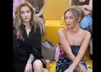 Hija de Michael Jackson ignora a Ester Expósito durante evento de gala