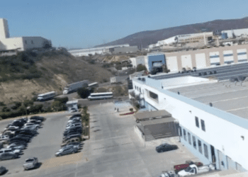 En Tijuana, huachicoleros causan fuga de gasolina