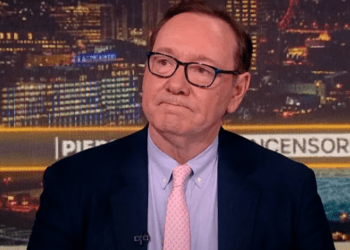 “No sé dónde viviré” dice Kevin Spacey al revelar que embargarán su casa