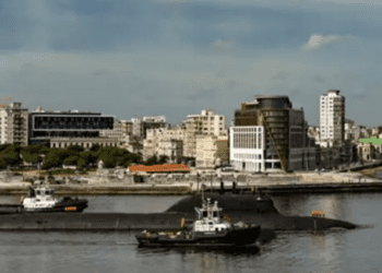 Submarino nuclear ruso abandona la bahía de La Habana
