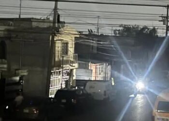 Persisten los cortes de energía en municipios de Nuevo León