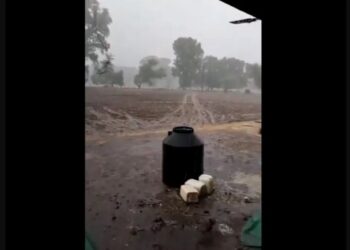 Intensa lluvia inunda viviendas y deja incomunicado a Tepehuanes, Durango