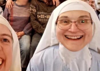 Monjas españolas desconocen al Papa Francisco