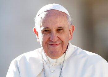 Dos comediantes mexicanos se reunirán con el Papa