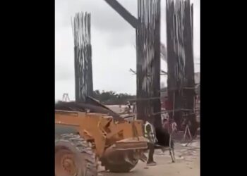 Se desploma una estructura del puente del Tren Maya en Chetumal