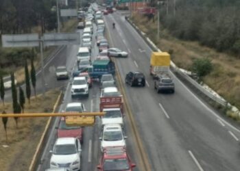 Bloqueos en Tlaxcala por taxistas de aplicación