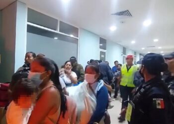 ‘Alberto’ inunda hospital pediátrico en Oaxaca; evacúan a pacientes