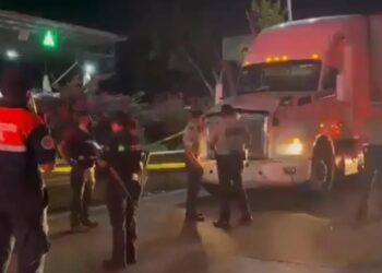 Trabajador asesinado en asalto masivo en autopista de Veracruz